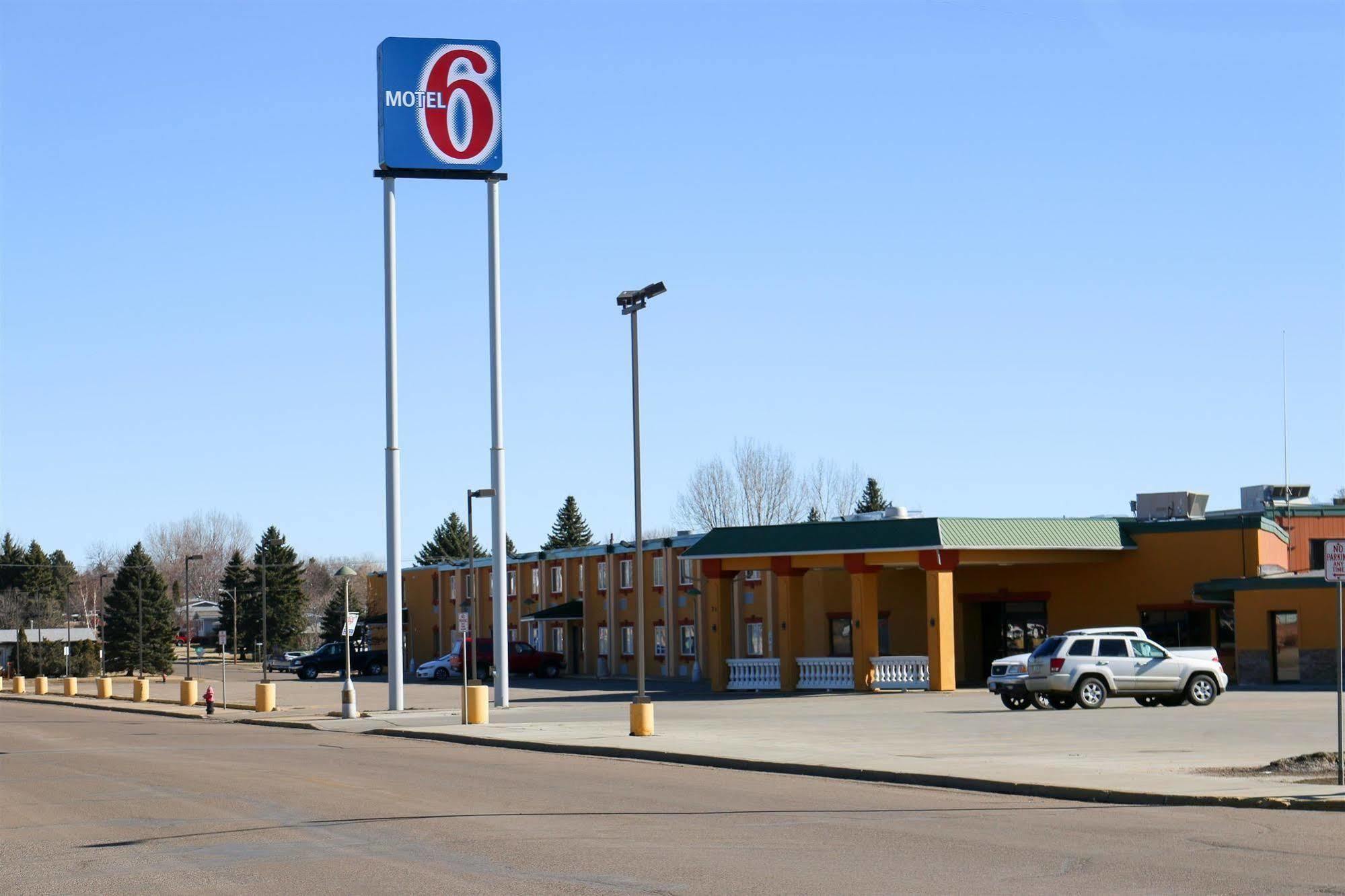 Badlands Inn & Suites Dickinson Kültér fotó